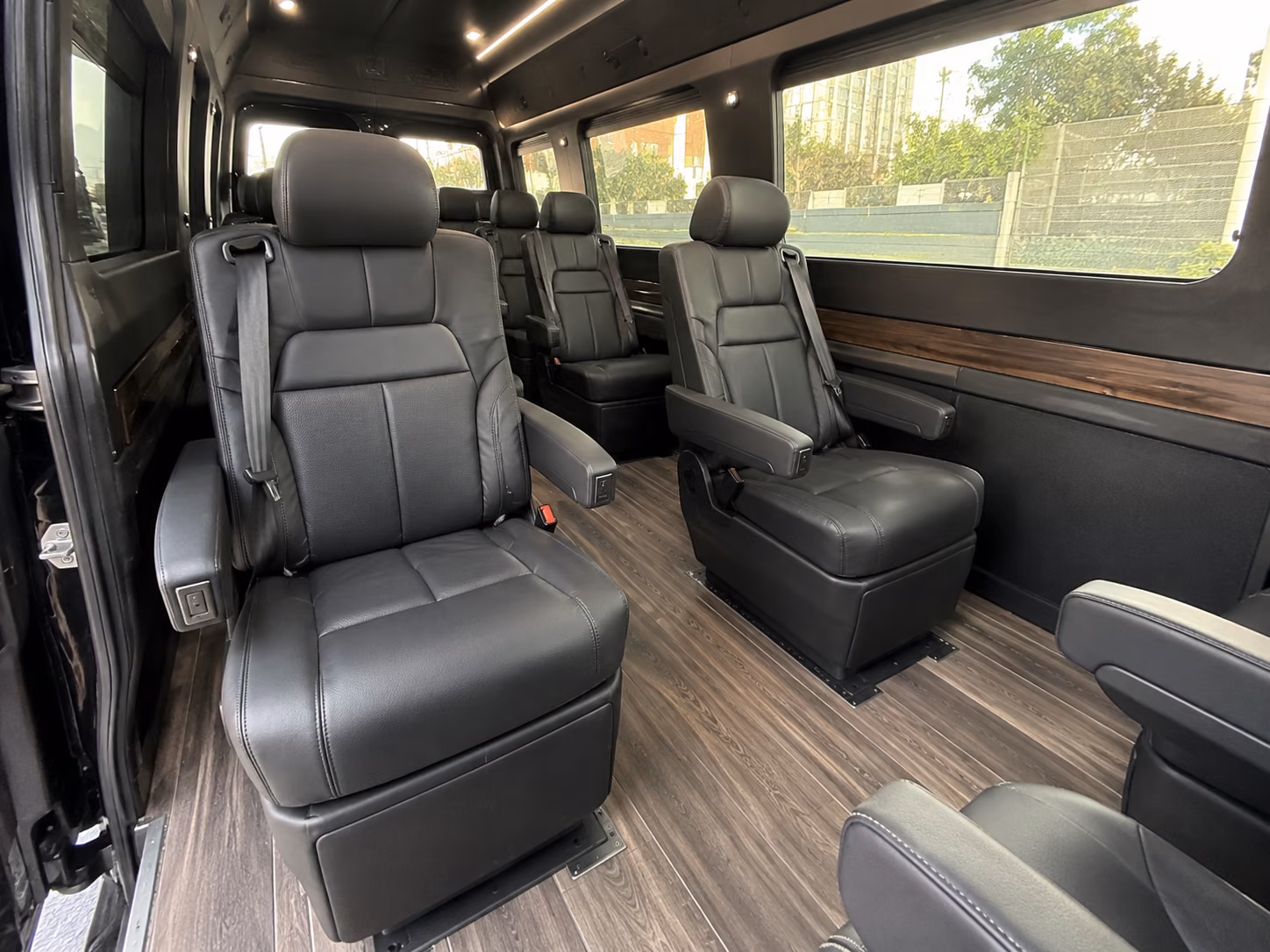 15 passenger sprinter van inside