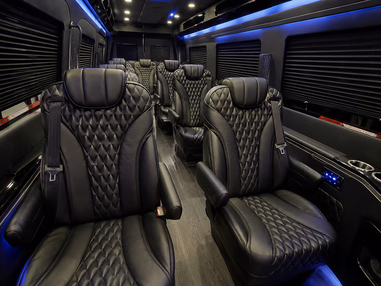 find the perfect transportation for your next airport transfer 1