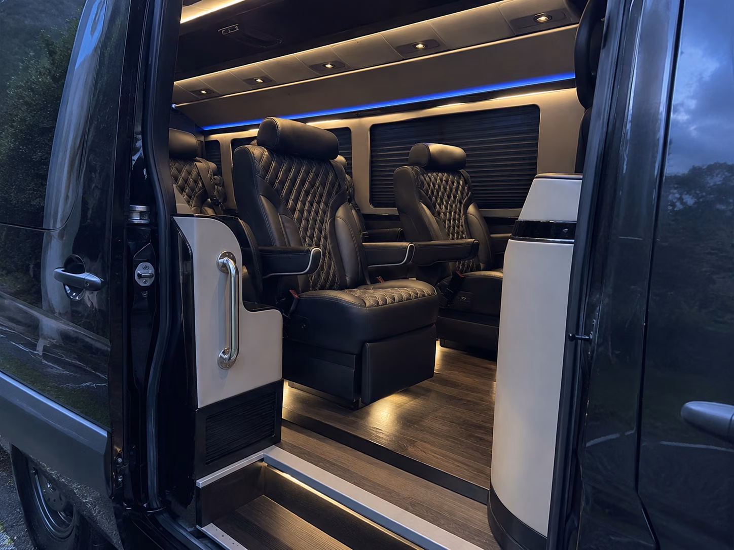 find the perfect transportation for your next wedding 5